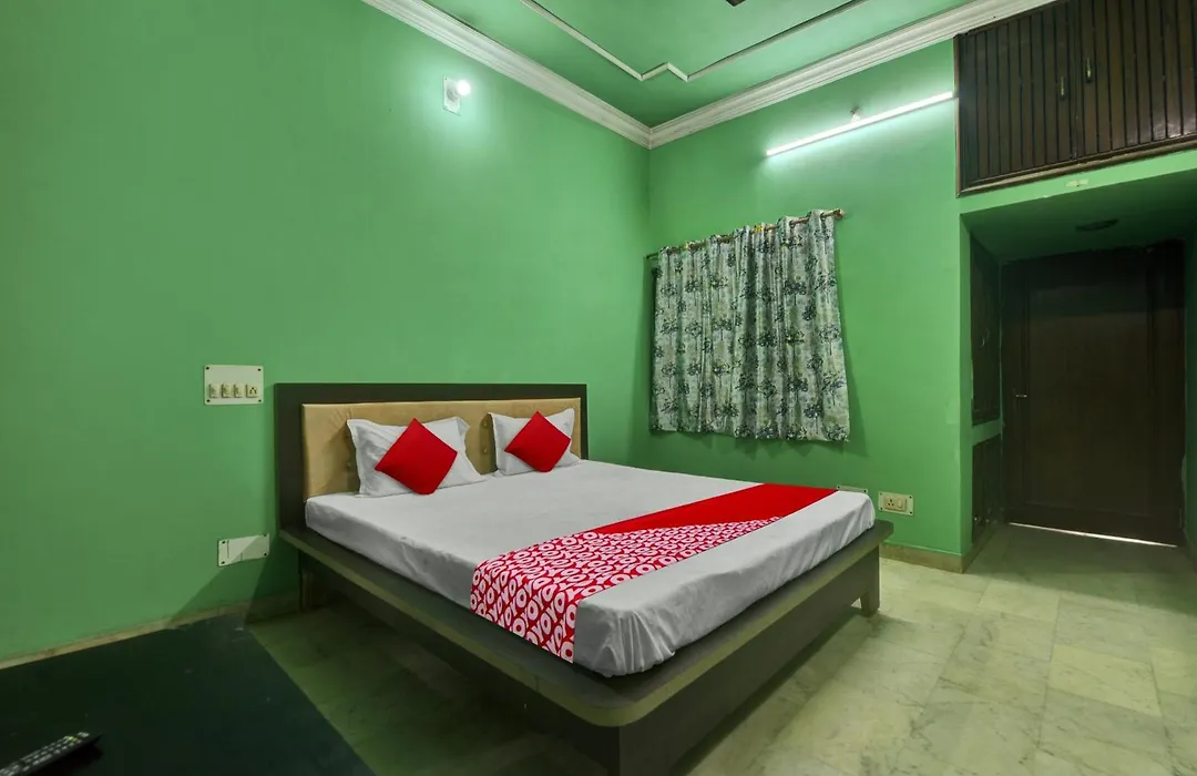 Oyo Flagship Maa Residency-1